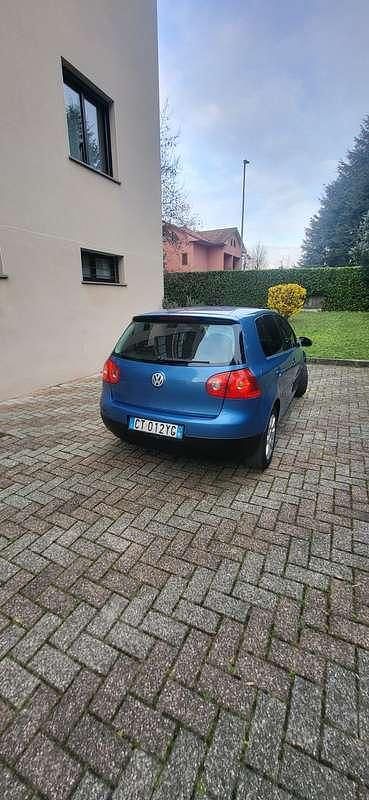 Usata VW Golf IV Comfortline 116 CV (85 kW) 2005 Blu/azzurro Berlina