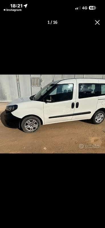 Usata Fiat Doblò 95 CV (69 kW) 2018 Bianco Monovolume