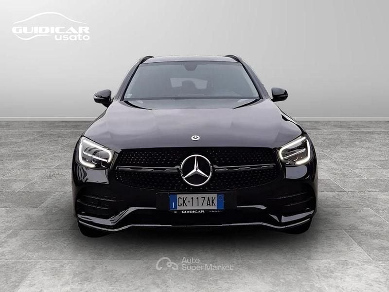 Usata Mercedes GLC200 Premium 163 CV (119 kW) 2022 Nero SUV