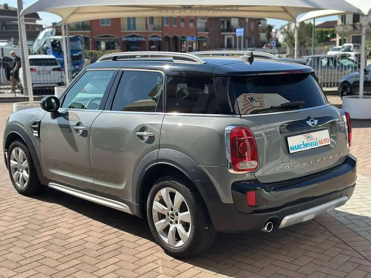 Usata Mini Cooper D Countryman Hype 150 CV (110 kW) 2018 Grigio SUV
