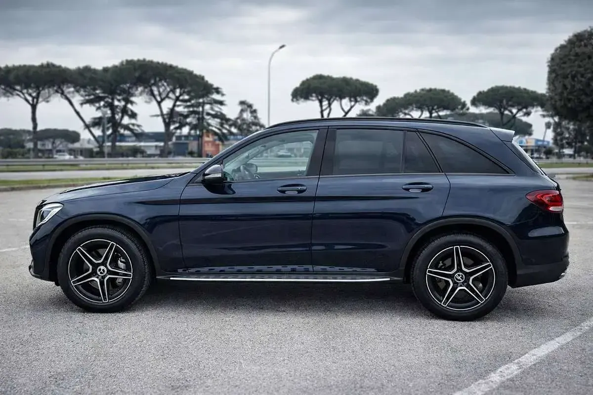 Usado Mercedes GLC300e Premium Plus 194 CV (142 kW) 2022 SUV