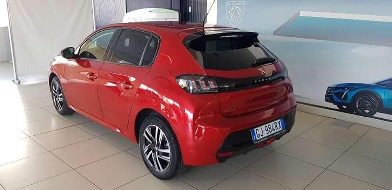Usata Peugeot 208 Allure 102 CV (75 kW) 2022 Rosso Utilitaria