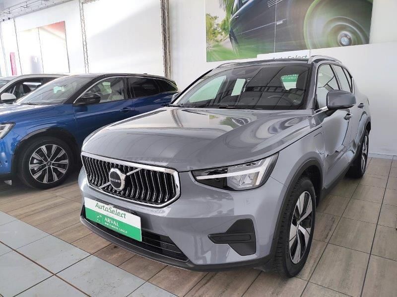 Usata Volvo XC40 Core 129 CV (94 kW) 2023 Grigio SUV