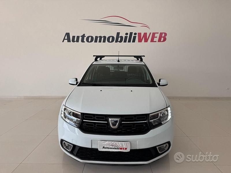 Usata Dacia Sandero Comfort 101 CV (74 kW) 2021 Nero Berlina