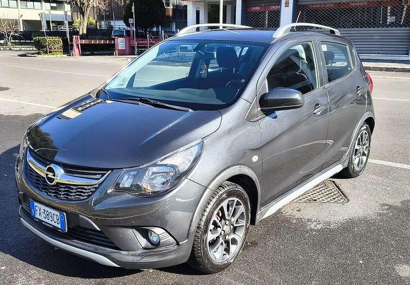 Usata Opel Karl Rocks 73 CV (53 kW) 2019 Grigio Utilitaria