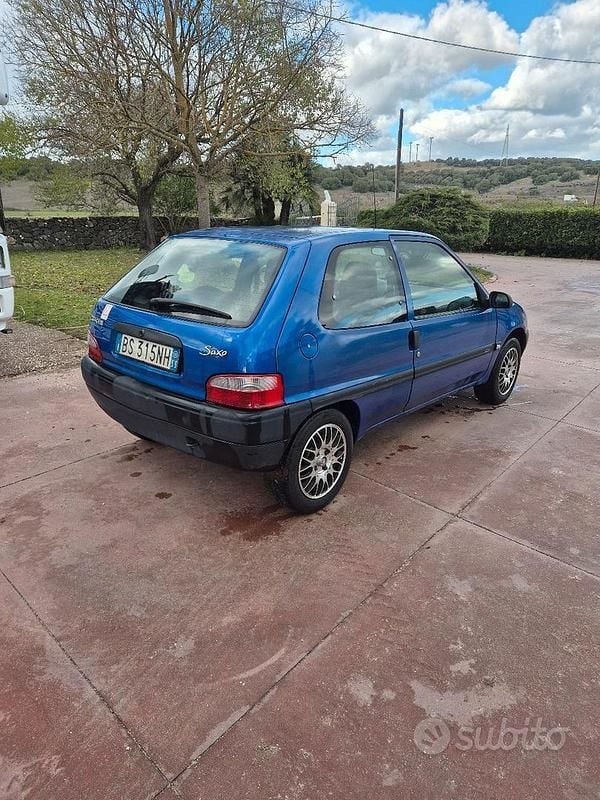 Usata Citroën Saxo 60 CV (44 kW) 2001 Utilitaria