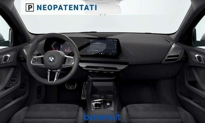 Nuova BMW 116 M Sport 122 CV (89 kW) 2026 Alpin white pastello Utilitaria