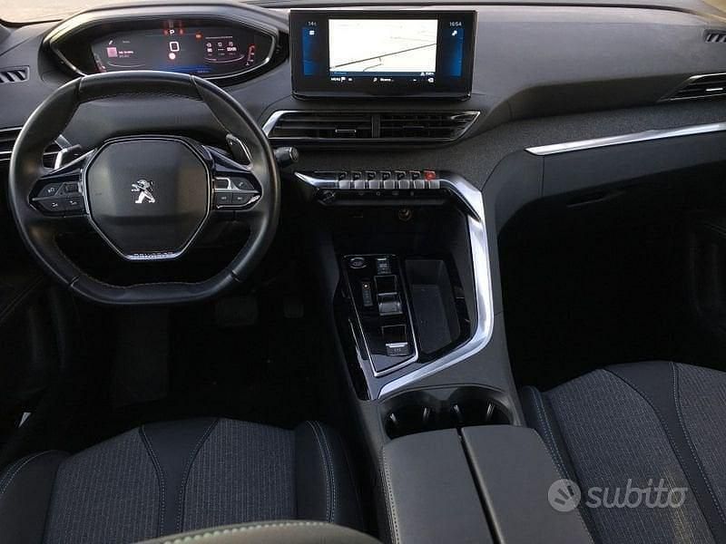 Usata Peugeot 3008 Allure 131 CV (96 kW) 2023 Nero SUV