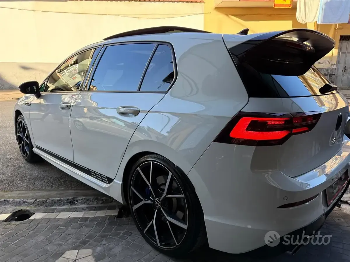 Usata VW Golf VIII R 320 CV (235 kW) 2021 Bianco Berlina
