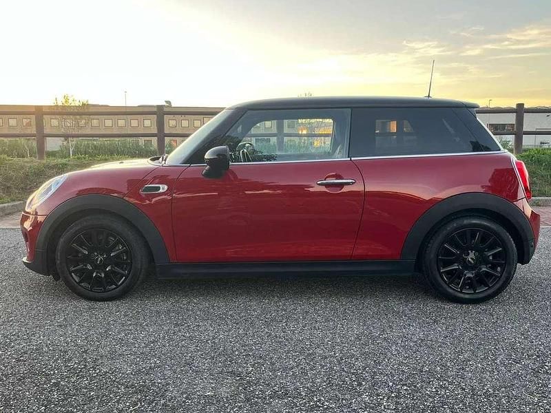 Usata Mini Cooper D 116 CV (85 kW) 2017 Rosso Utilitaria