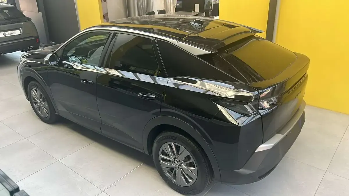 Nuova Peugeot 3008 Allure 145 CV (106 kW) 2026 SUV