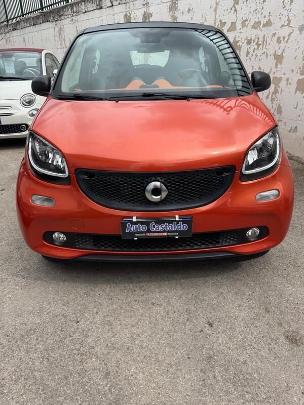 Usata Smart ForFour Passion 70 CV (51 kW) 2017 Arancione Utilitaria