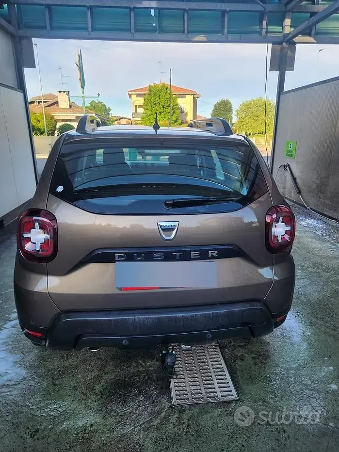 Usata Dacia Duster 101 CV (74 kW) 2021 Marrone SUV