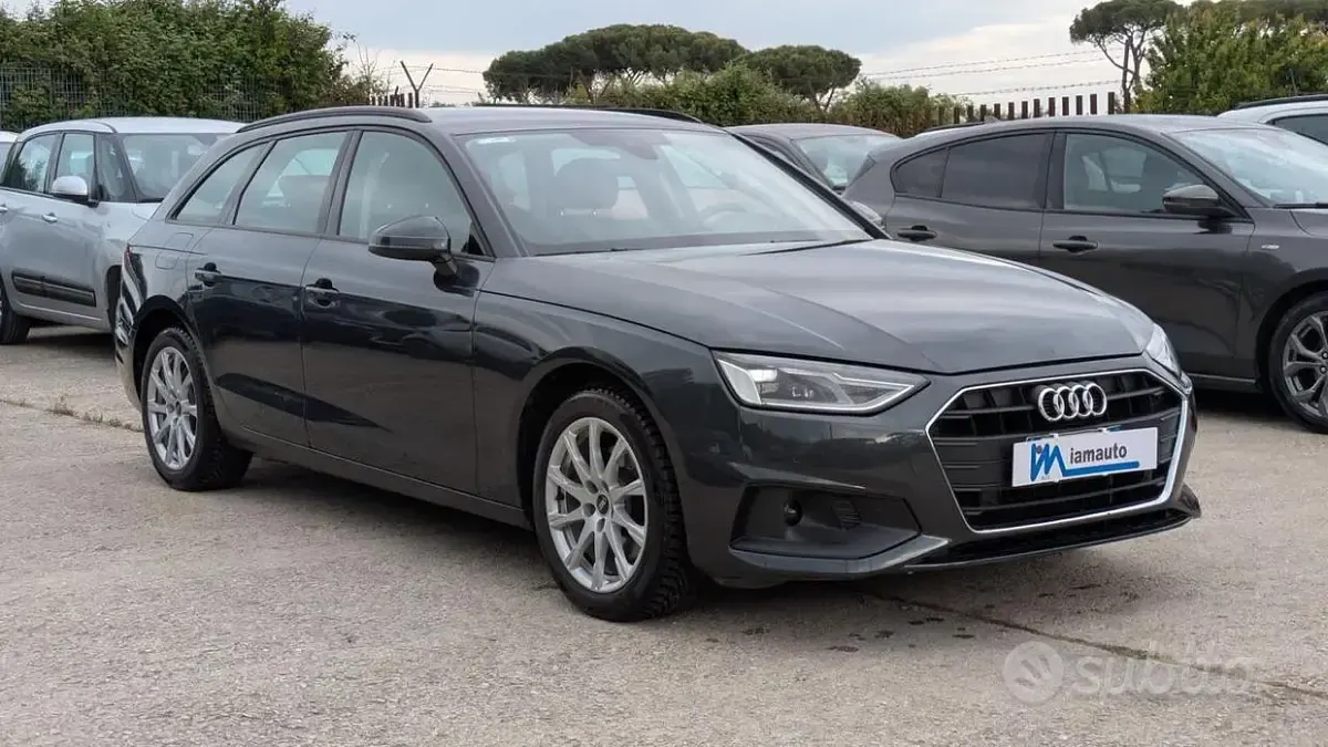 Usata Audi A4 136 CV (100 kW) 2023 Grigio Station wagon