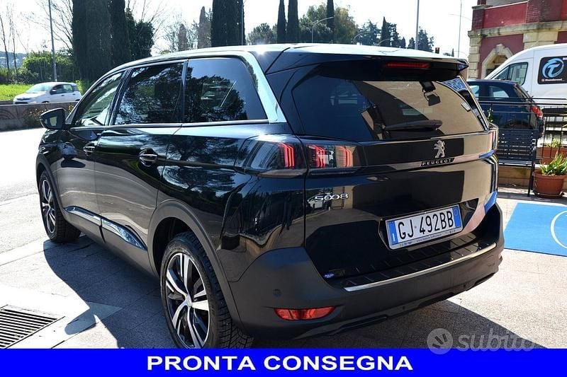 Usata Peugeot 5008 131 CV (96 kW) 2022 Nero SUV