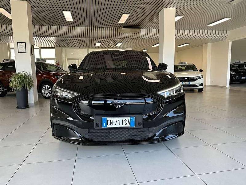 Usata Ford Mustang Mach-E Premium 124 kW (169 CV) 2023 Absolute black SUV