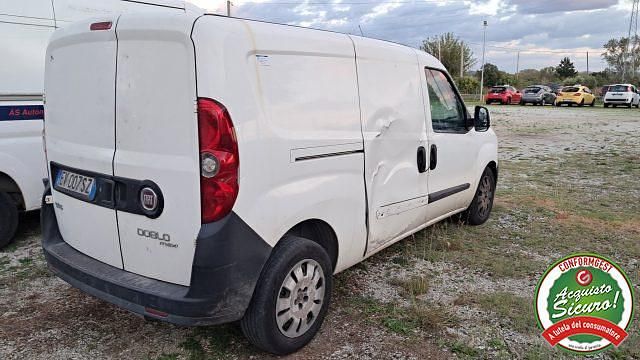 Usata Fiat Doblò 120 CV (88 kW) 2014 Bianco Monovolume