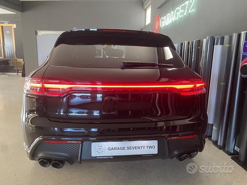 Gebraucht Porsche Macan 250 PS (183 kW) 2018 Schwarz SUV