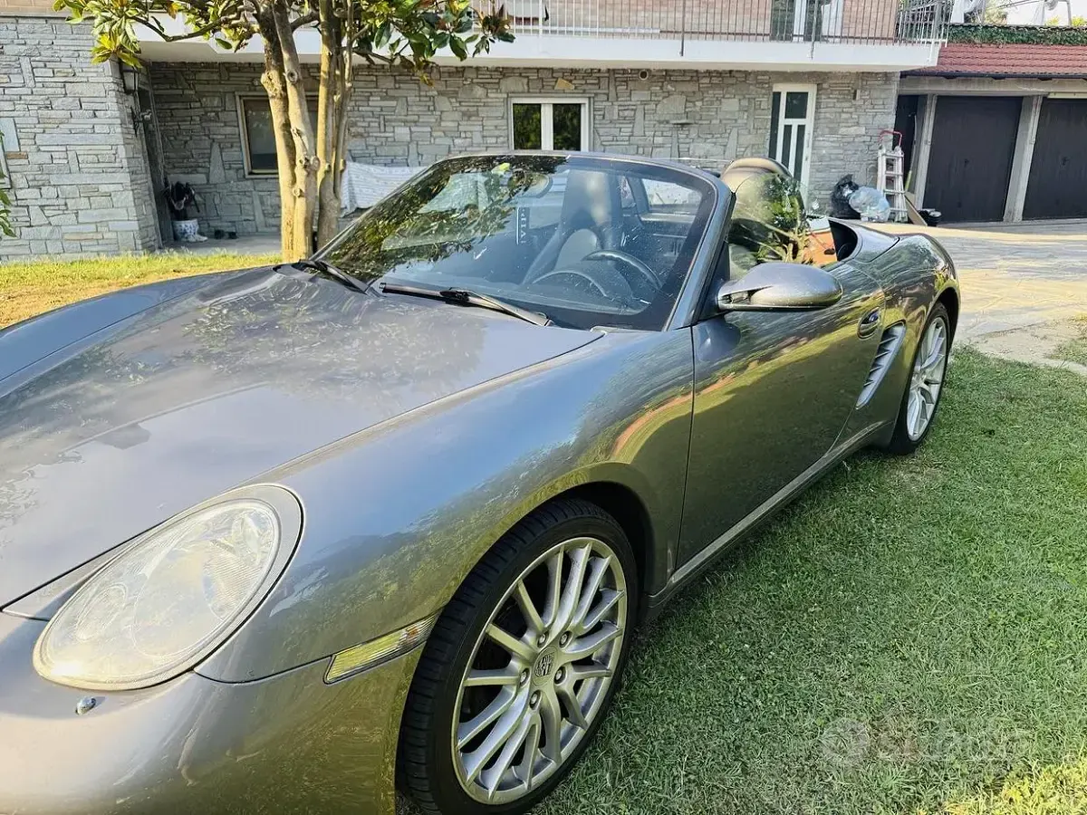 Usata Porsche Boxster 245 CV (180 kW) 2006 Grigio Cabrio