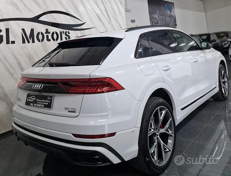 Usata Audi Q8 S-Line 286 CV (210 kW) 2020 Bianco SUV