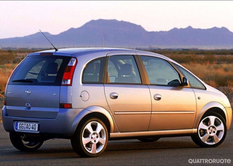Usato 2004 Opel Meriva 1.7 Diesel 101 CV (700 €)