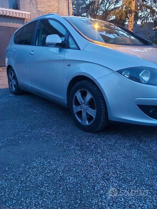 Usata Seat Altea 2009 Grigio Berlina