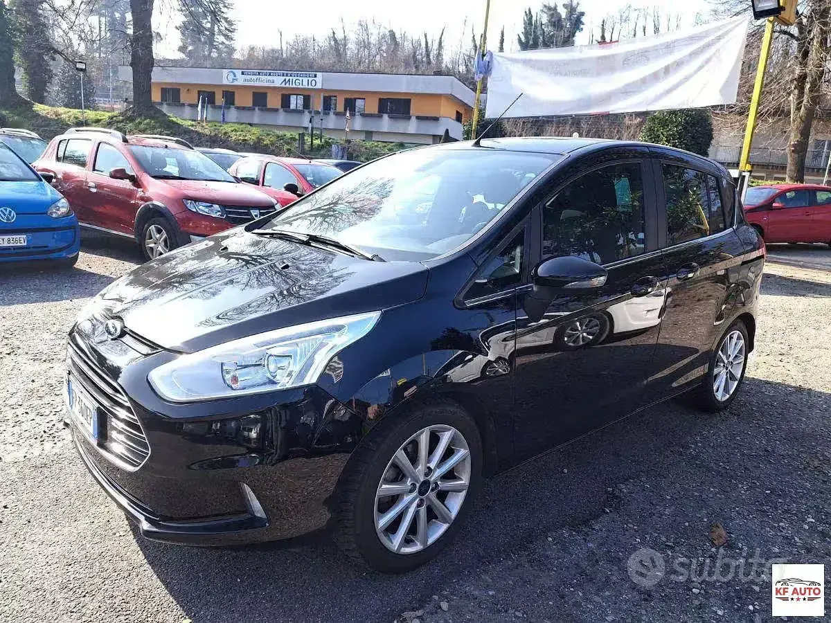 Usata Ford B-MAX Titanium 86 CV (63 kW) 2018 Nero Monovolume
