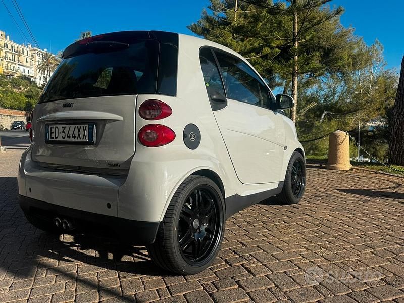 Usata 2010 Smart ForTwo Coupé Brabus Coupé | 8500 € - Immagine 1/4