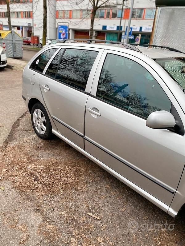 Usata Skoda Fabia 2006 Grigio Station wagon