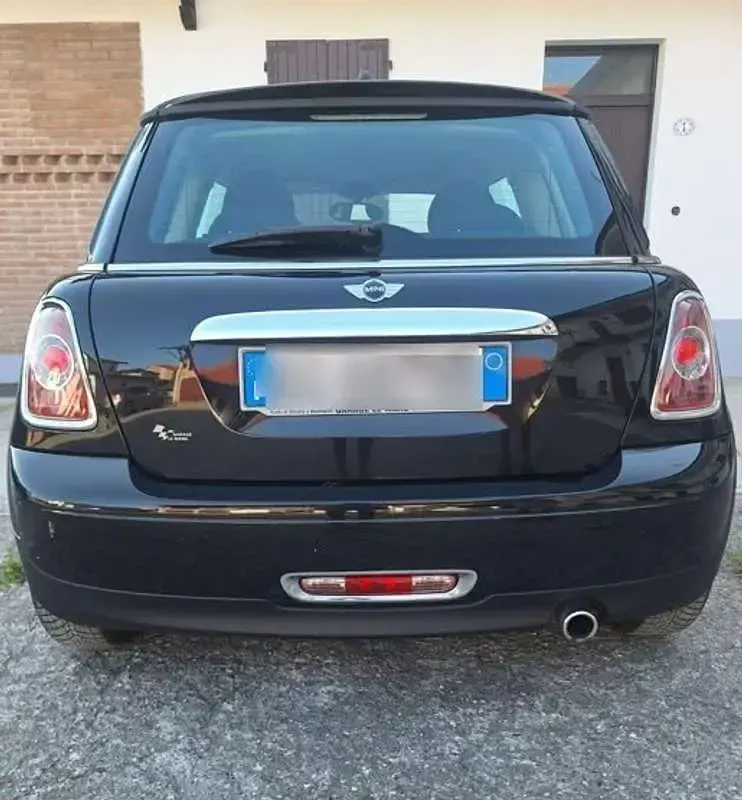 Usata Mini ONE 98 CV (72 kW) 2011 Utilitaria