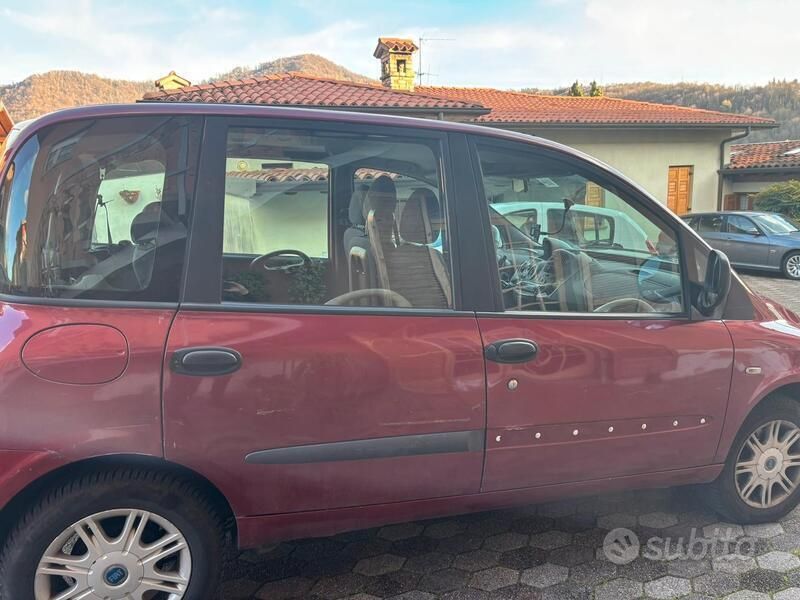 Usata 2006 Fiat Multipla Monovolume | 2700 € - Immagine 1/4