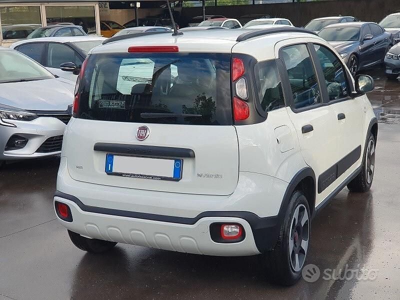 Usata Fiat Panda Cross Cross 70 CV (51 kW) 2020 Bianco Utilitaria