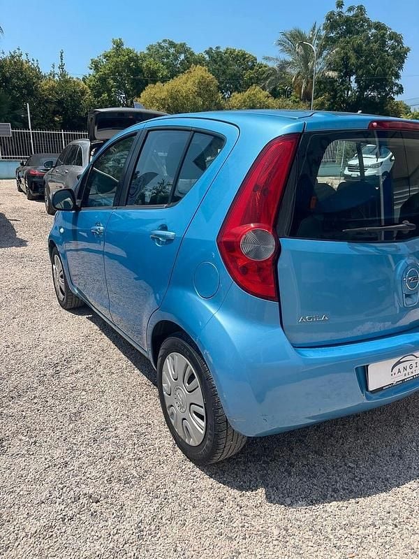 Usata Opel Agila 65 CV (47 kW) 2009 Blu Utilitaria