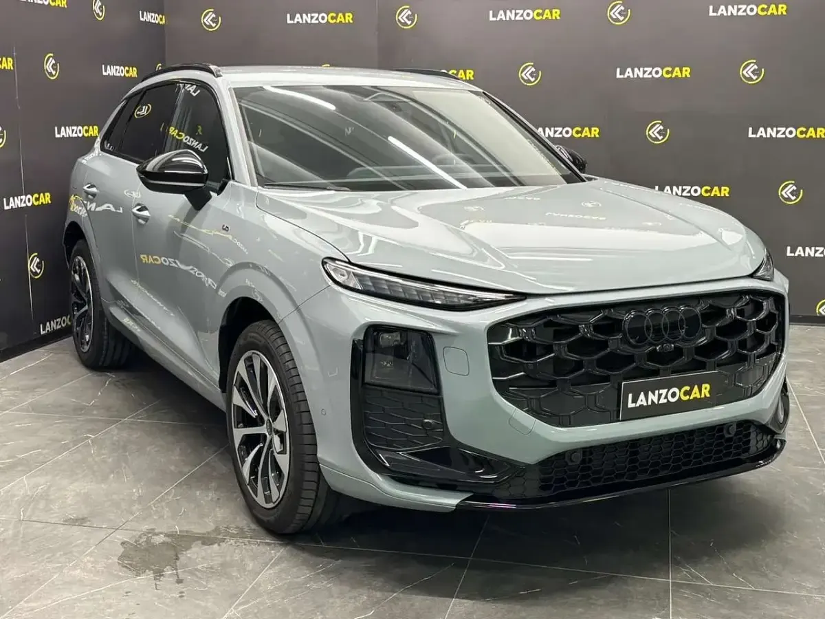 Nuova Audi Q3 S-Line 150 CV (110 kW) 2026 Grigio SUV