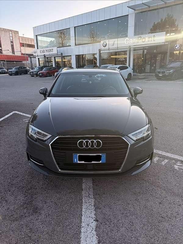 Occasion Audi A3 Sport 110 ch (80 kW) 2018 Gris Berline