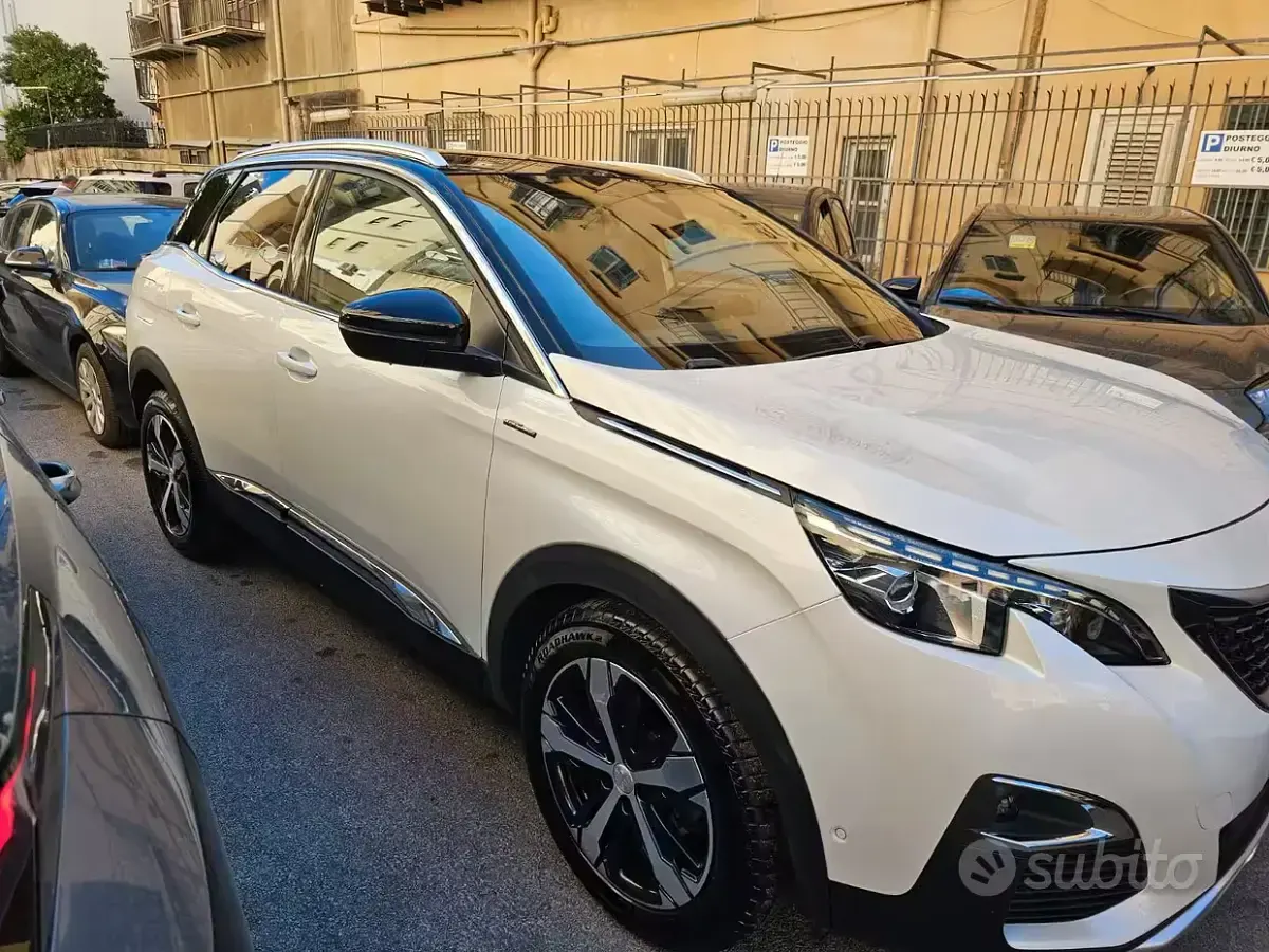 Usata Peugeot 3008 GT-line 120 CV (88 kW) 2018 Bianco SUV