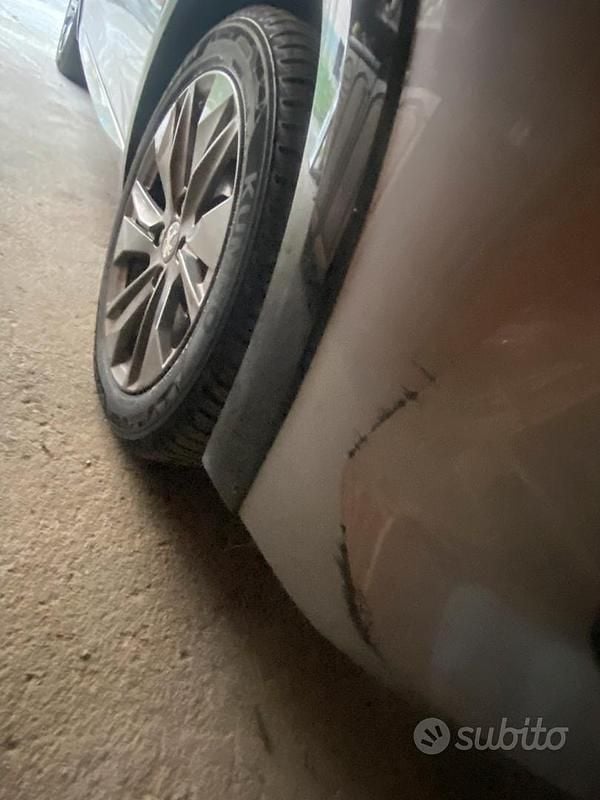 Usata Peugeot 208 100 kW (136 CV) 2020 Grigio Utilitaria