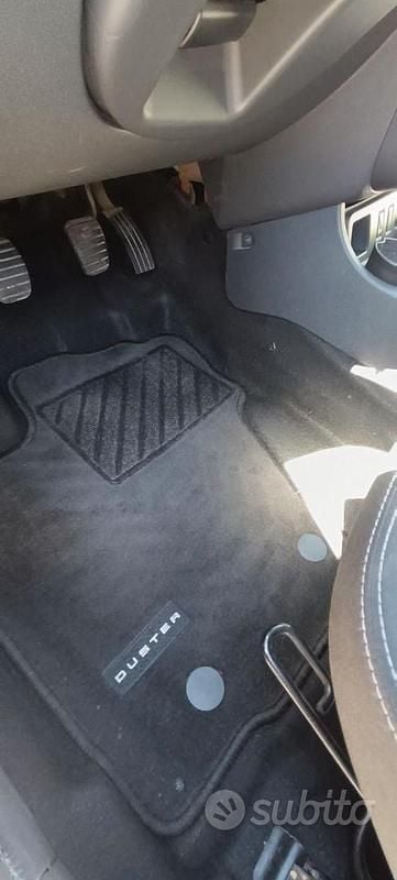 Usata Dacia Duster 110 CV (80 kW) 2015 Bianco SUV