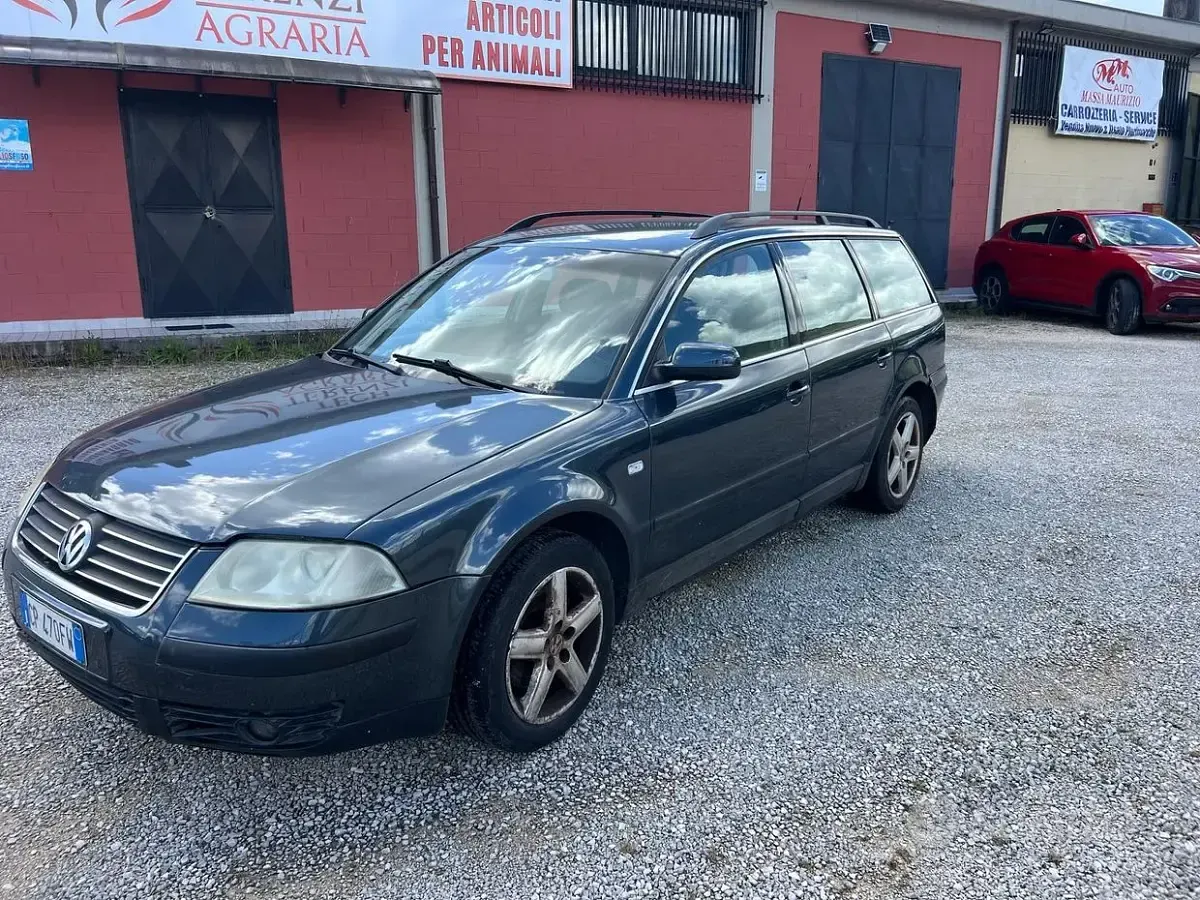 Usata VW Passat Comfortline 131 CV (96 kW) 2001 Station wagon
