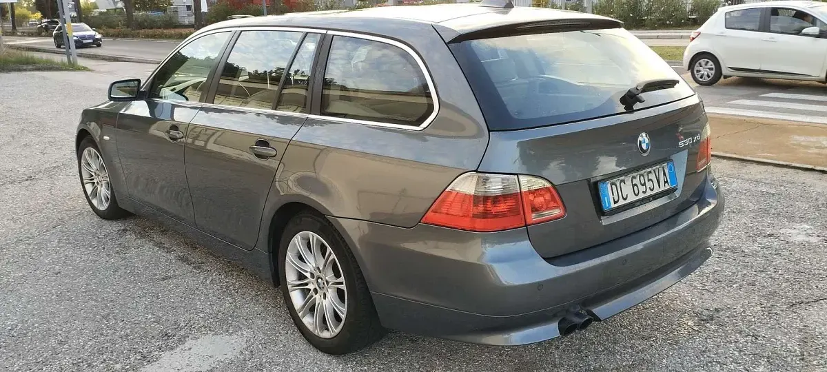 Usata BMW 530 193 CV (141 kW) 2004 Station wagon