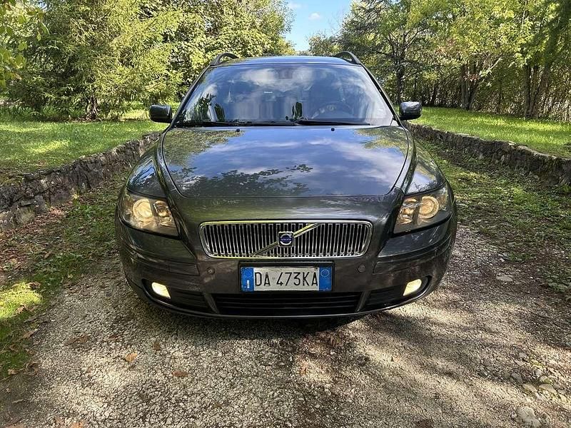 Usata Volvo V50 Momentum 136 CV (100 kW) 2006 Station wagon
