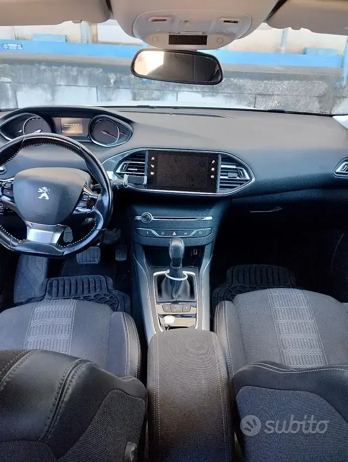 Usata Peugeot 308 SW Allure 120 CV (88 kW) 2017 Bianco Station wagon