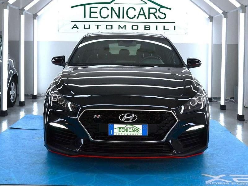 Nero Usata 2018 Hyundai i30 N Performance Tre volumi | 24.900 € (Buon prezzo) - Immagine 1/4