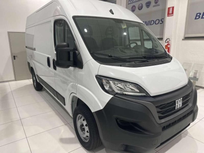 Usata Fiat Ducato 140 CV (102 kW) 2024 Bianco ducato Furgone