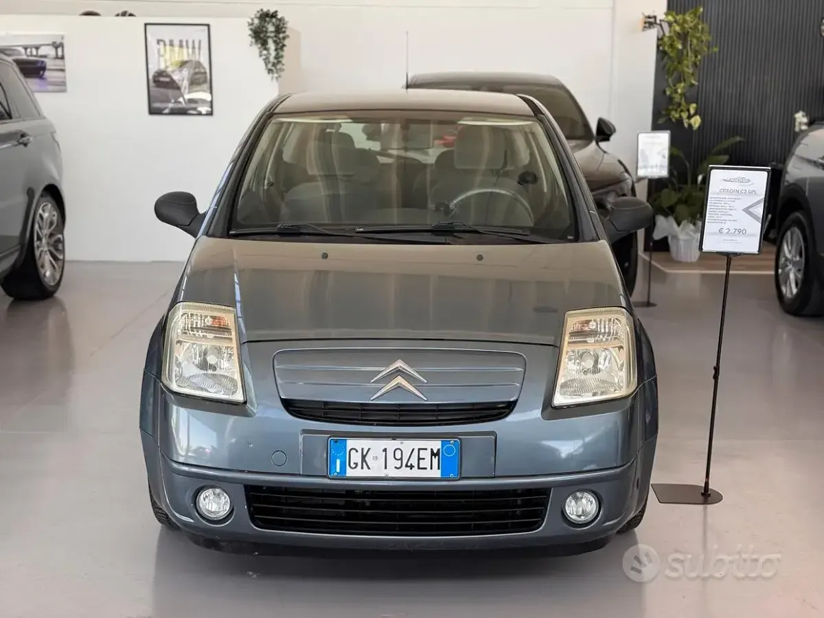 Usata Citroën C2 60 CV (44 kW) 2007 Grigio Utilitaria