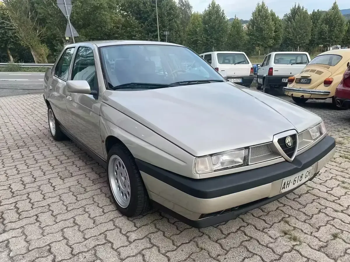 Usata Alfa Romeo 155 150 CV (110 kW) 1995 Beige Berlina