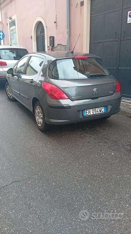 Usata Peugeot 308 115 CV (84 kW) 2012 Berlina