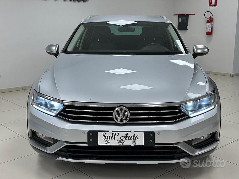 Usado VW Passat Alltrack 190 CV (139 kW) 2016 Gris Familiar