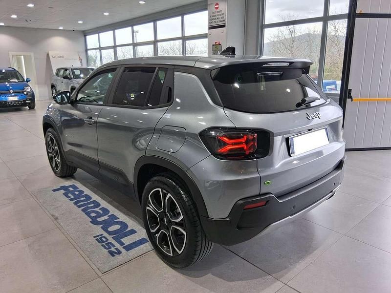 Usata Jeep Avenger Summit 101 CV (74 kW) 2024 Granite crystal SUV