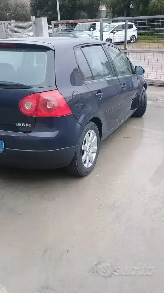 Usata VW Golf IV 115 CV (84 kW) 2004 Blu Berlina